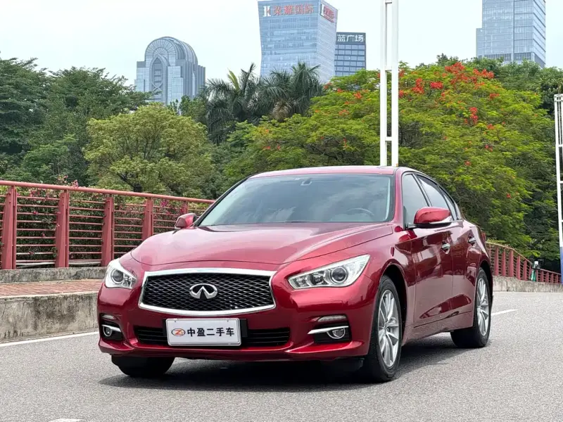 Infiniti Q50, 2015