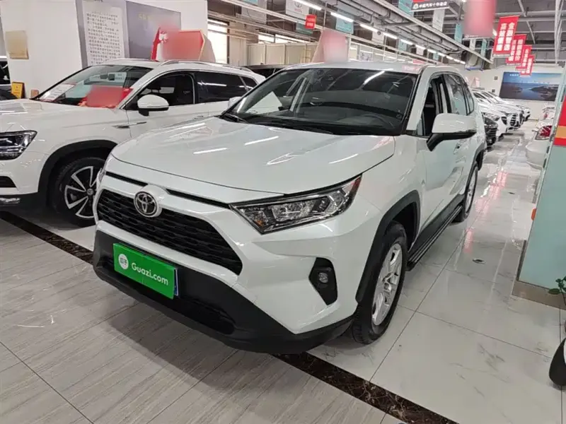 Toyota RAV4, 2024
