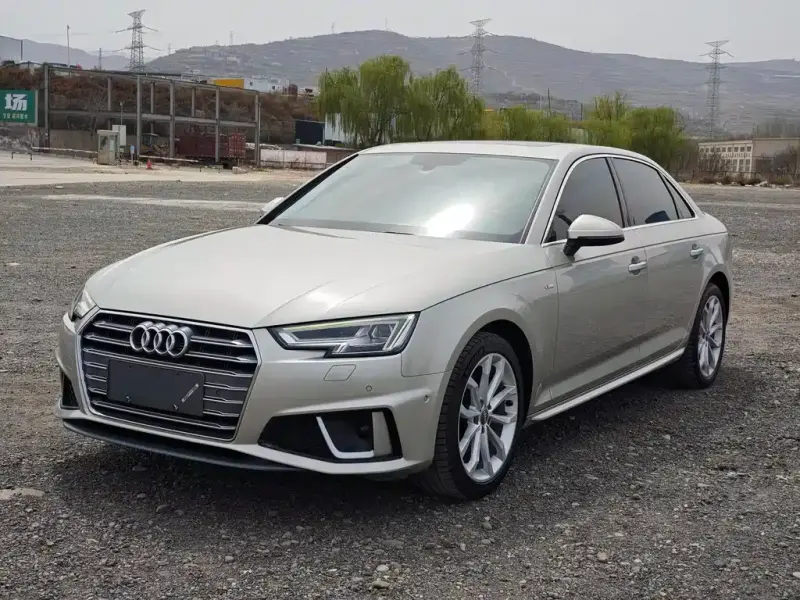 Audi A4L, 2019