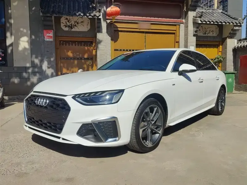 Audi A4L, 2020