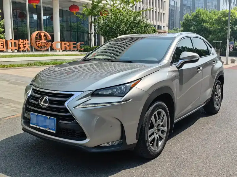 Lexus NX, 2017