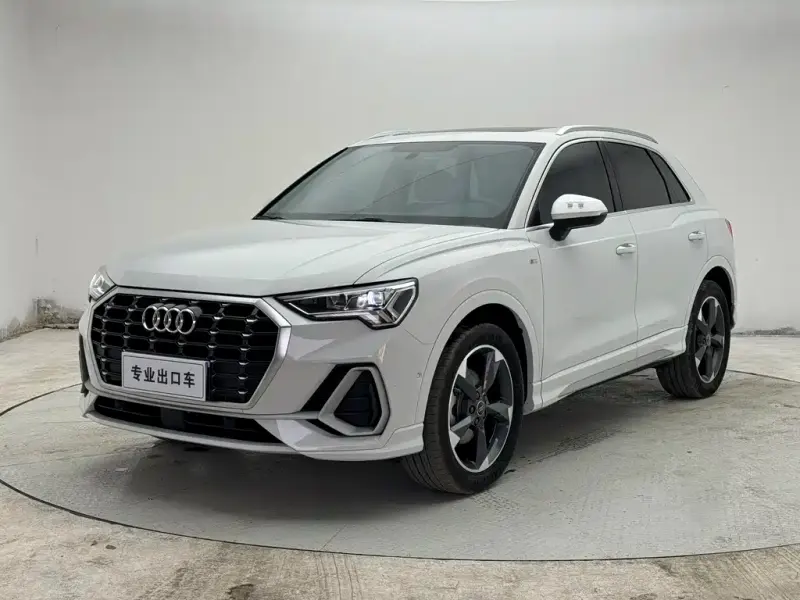 Audi Q3, 2023