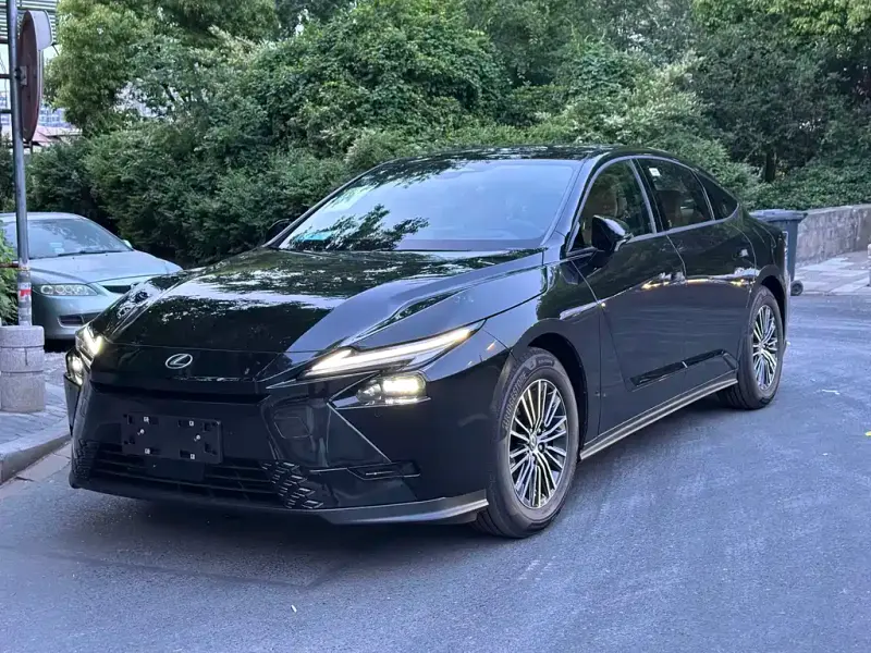 Lexus ES, 2026