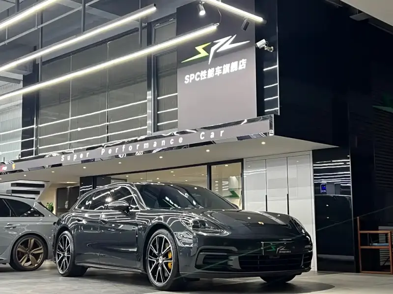 Porsche Panamera, 2018
