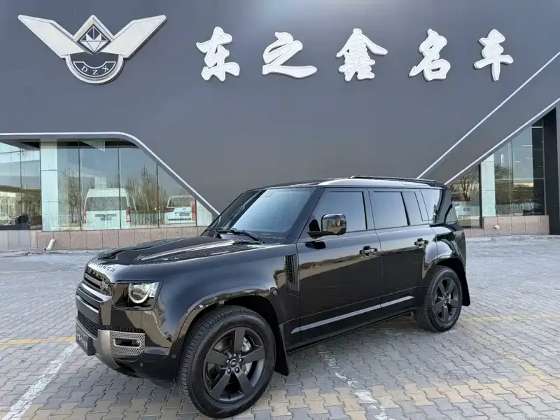 Land Rover Defender, 2024