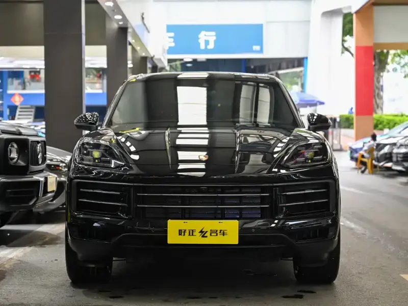 Porsche Cayenne, 2025