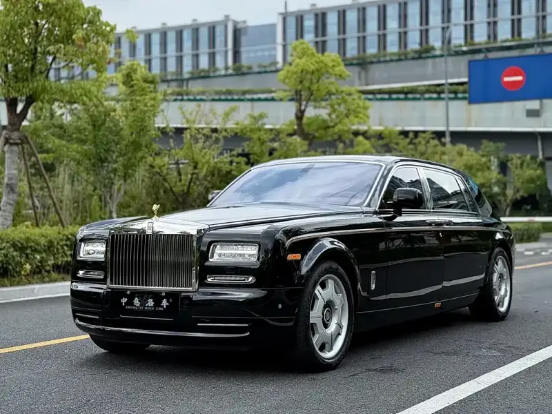 Rolls-Royce Phantom, 2015