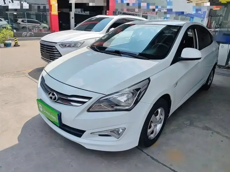 Hyundai Verna, 2016