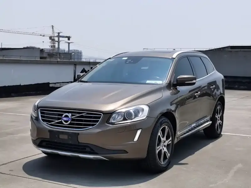 Volvo XC60, 2015