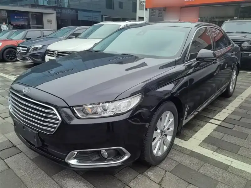 Ford Taurus, 2016