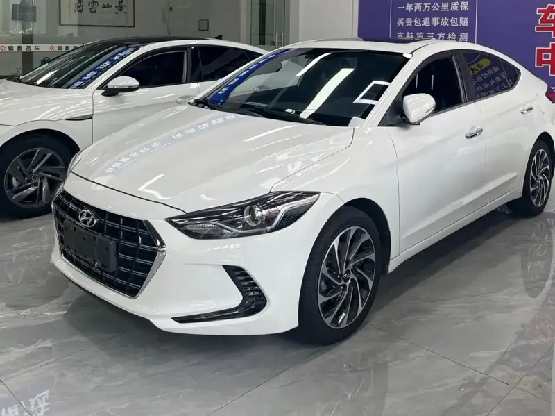 Hyundai Elantra, 2020