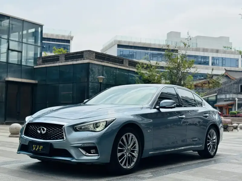 Infiniti Q50L, 2018