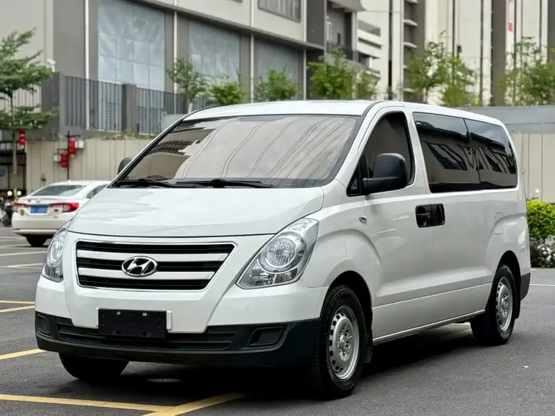 Hyundai H-1, 2016