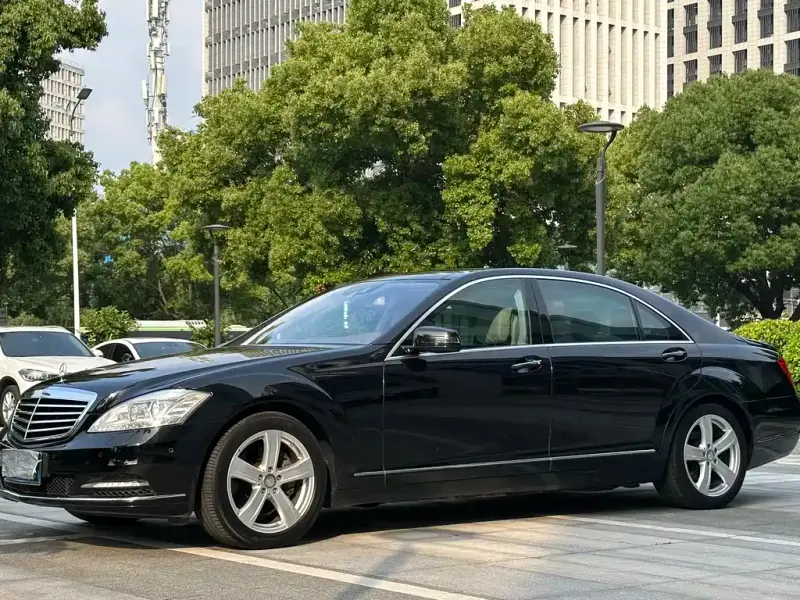 Mercedes-Benz S-Class, 2009