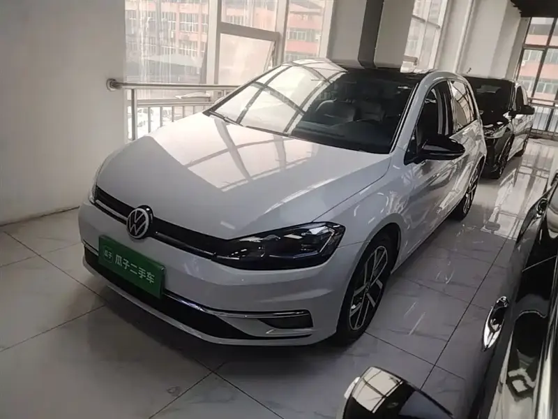 Volkswagen Golf, 2020