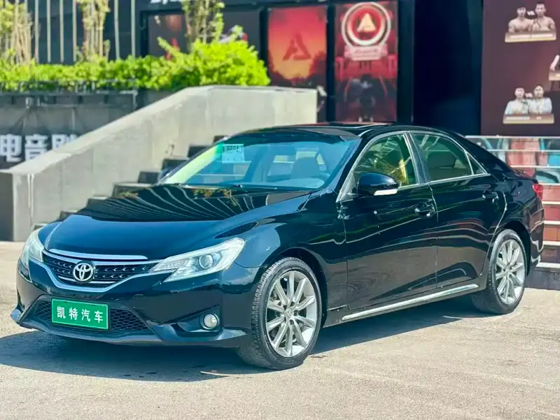 Toyota Reiz, 2015
