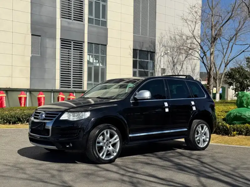 Volkswagen Touareg, 2010