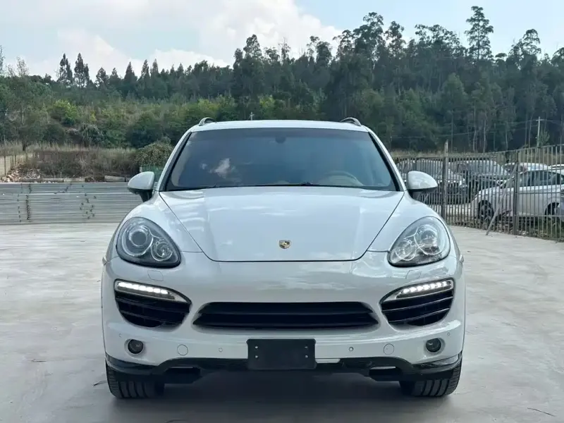 Porsche Cayenne, 2013