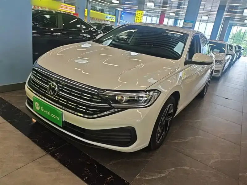 Volkswagen Sagitar, 2026