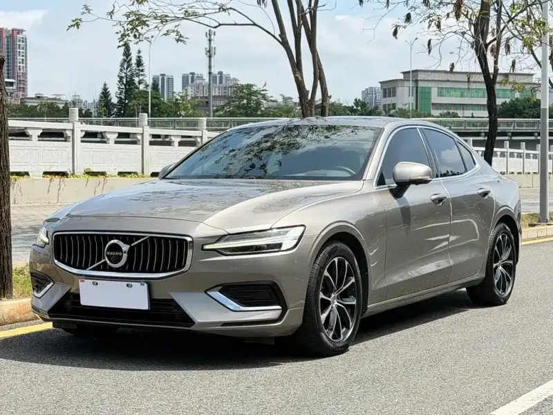 Volvo S60, 2021