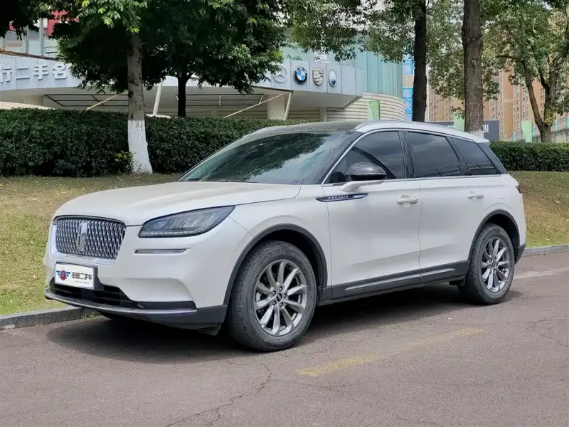 Lincoln Corsair, 2020