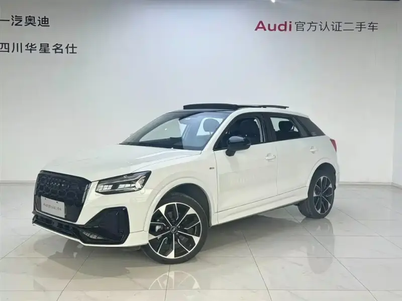 Audi Q2L, 2024