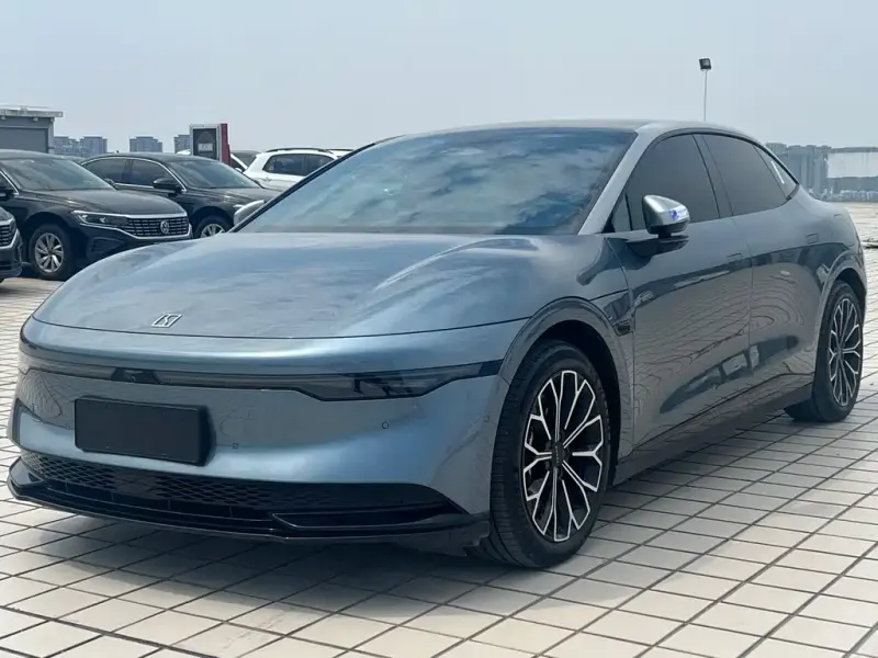 Zeekr 007, 2024