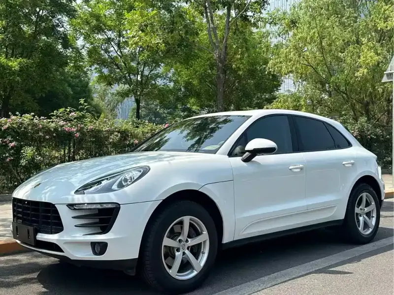 Porsche Macan, 2016