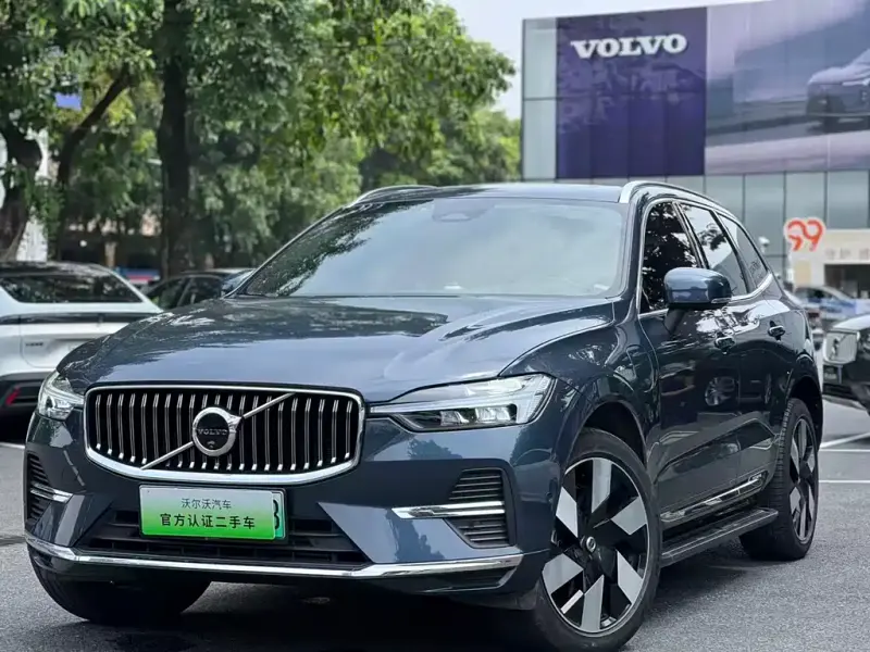 Volvo XC60 PHEV, 2023