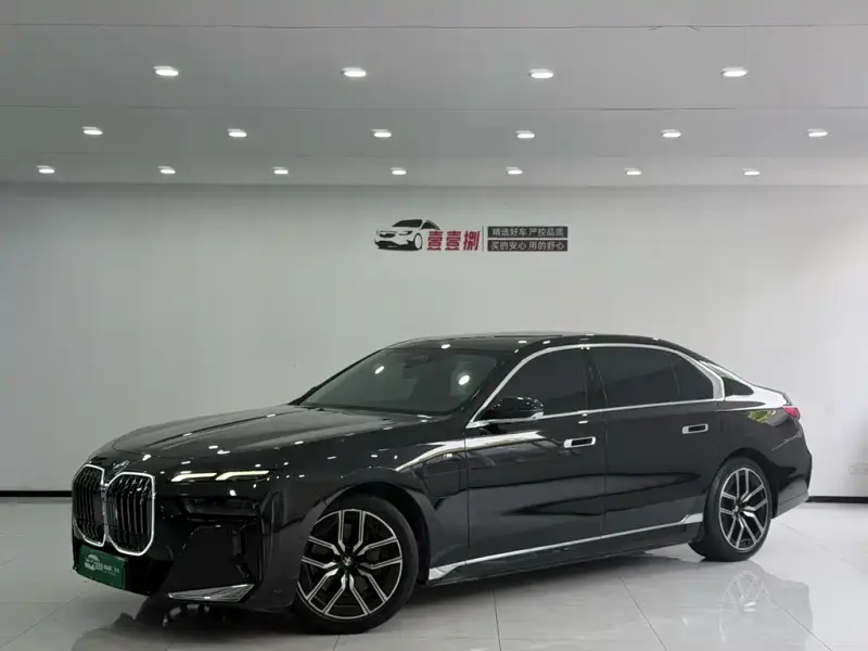 BMW i7, 2024