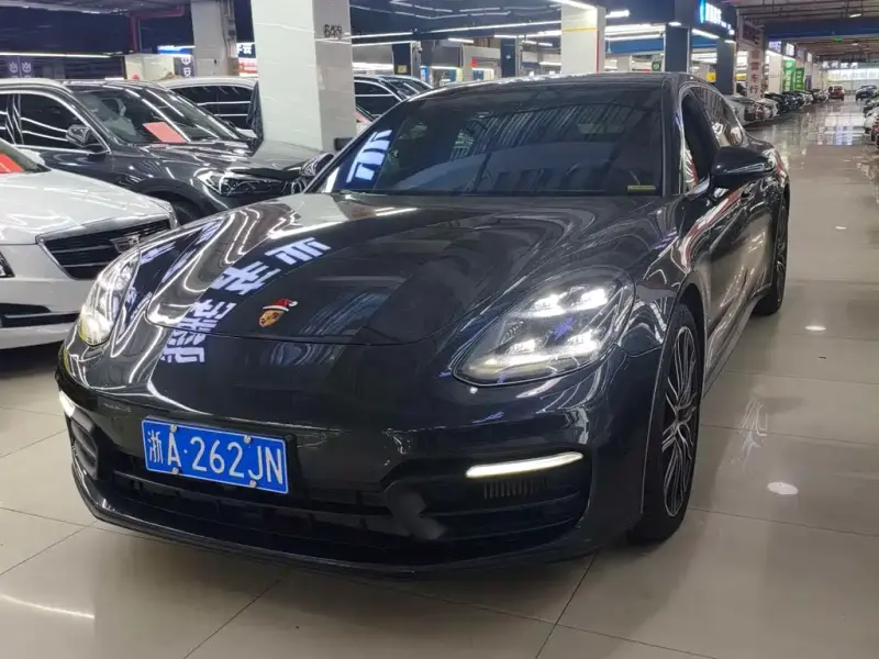 Porsche Panamera, 2021