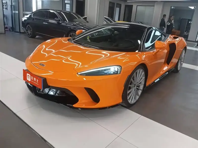 McLaren GT, 2023