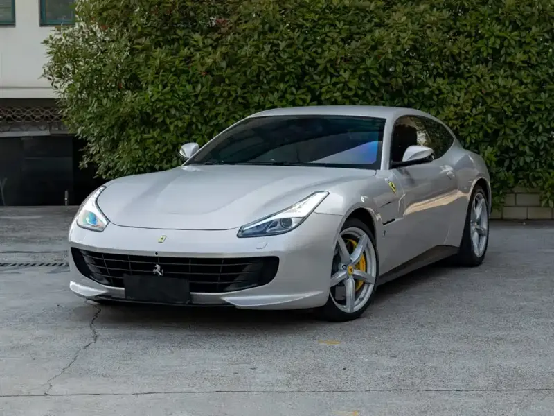 Ferrari GTC4Lusso, 2017