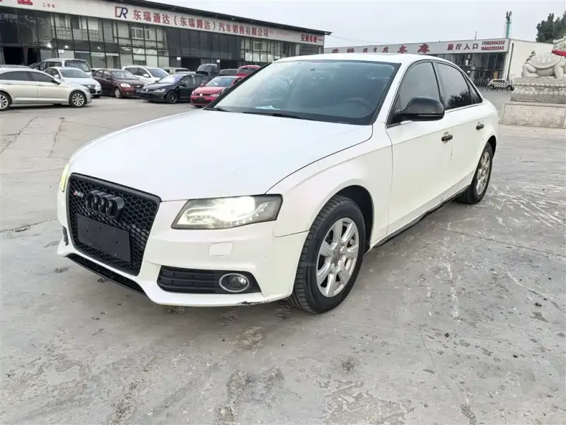Audi A4L, 2012