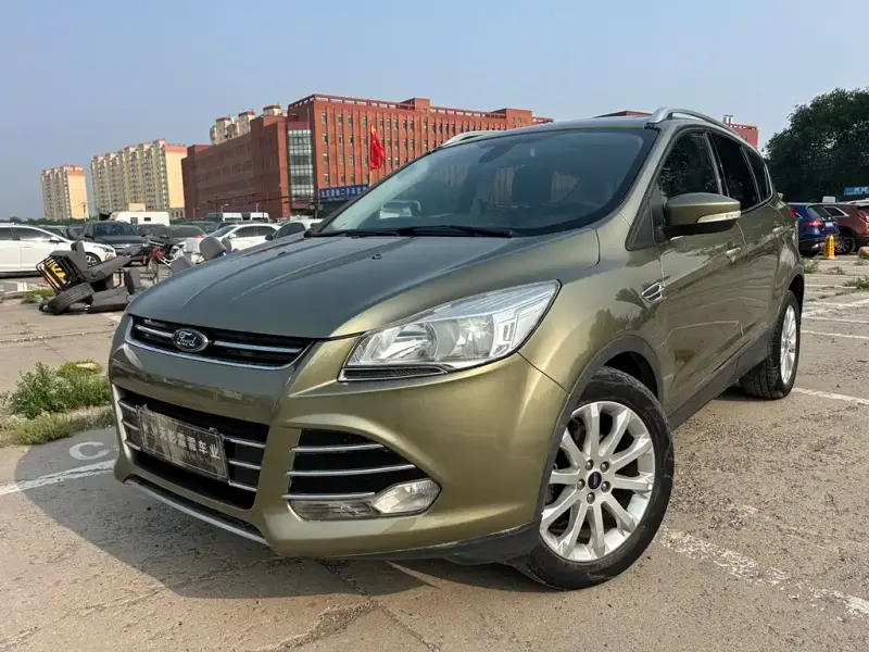 Ford Kuga, 2016