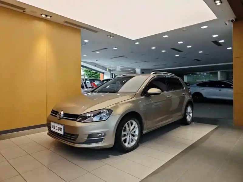 Volkswagen Golf, 2016
