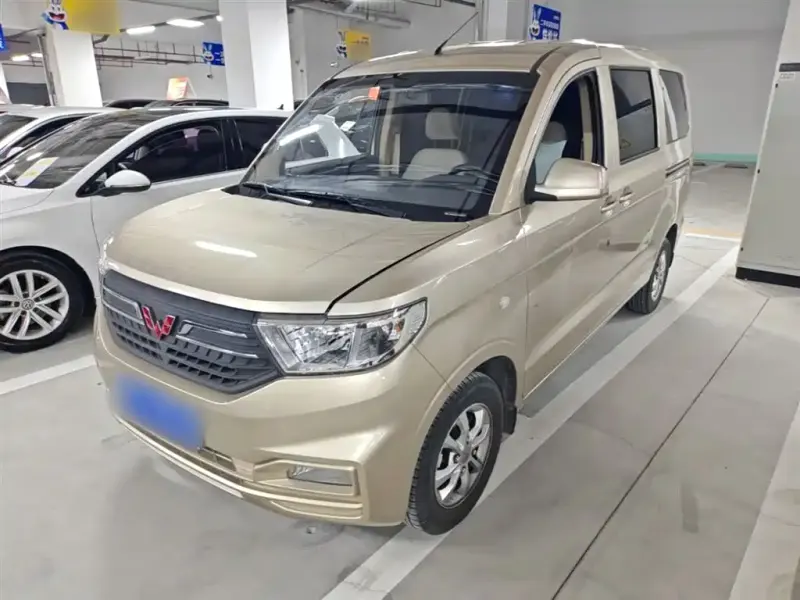 Wuling Hongguang V, 2024