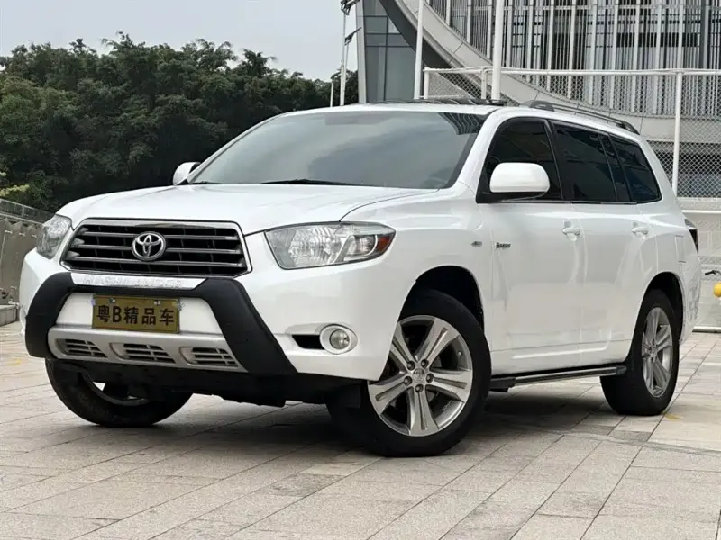 Toyota Highlander, 2011