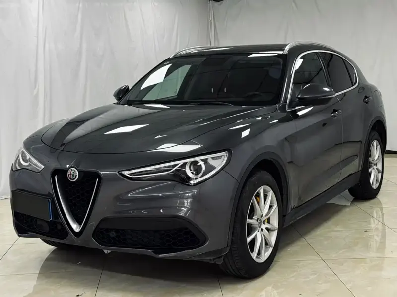 Alfa Romeo Stelvio, 2019