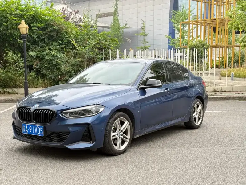 BMW 1 Series, 2022