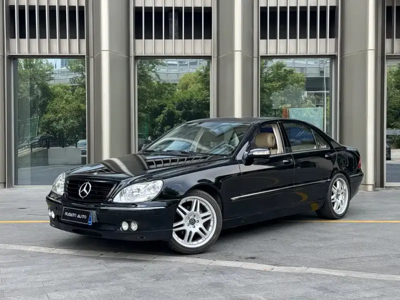 Mercedes-Benz S-Class, 2005