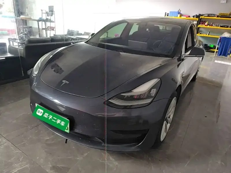 Tesla Model 3, 2020