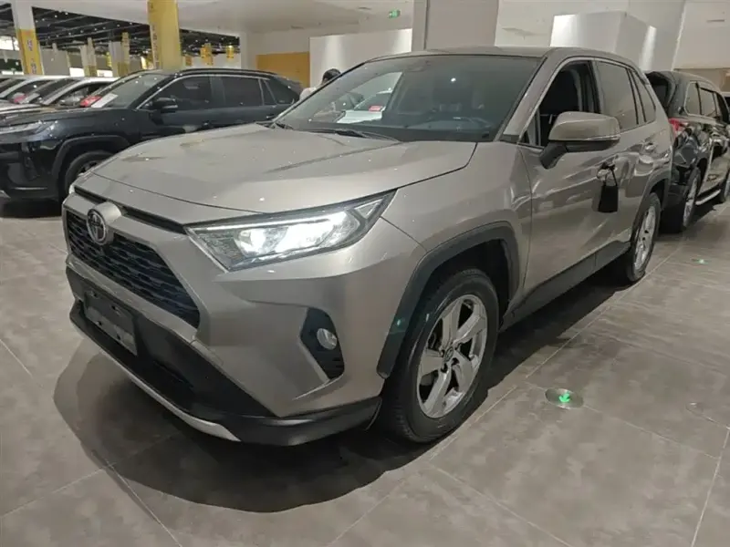 Toyota RAV4, 2021