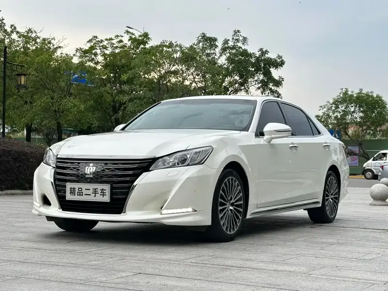Toyota Crown, 2019