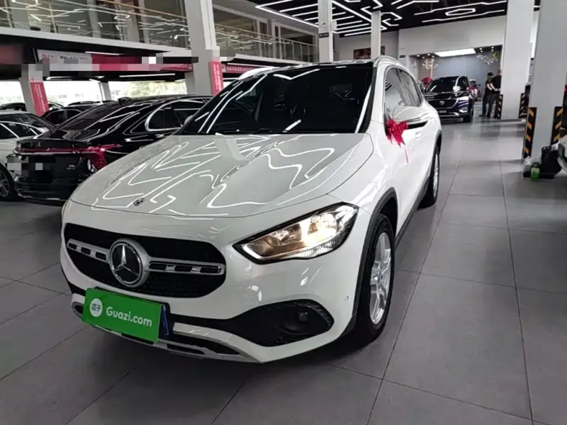Mercedes-Benz GLA, 2021
