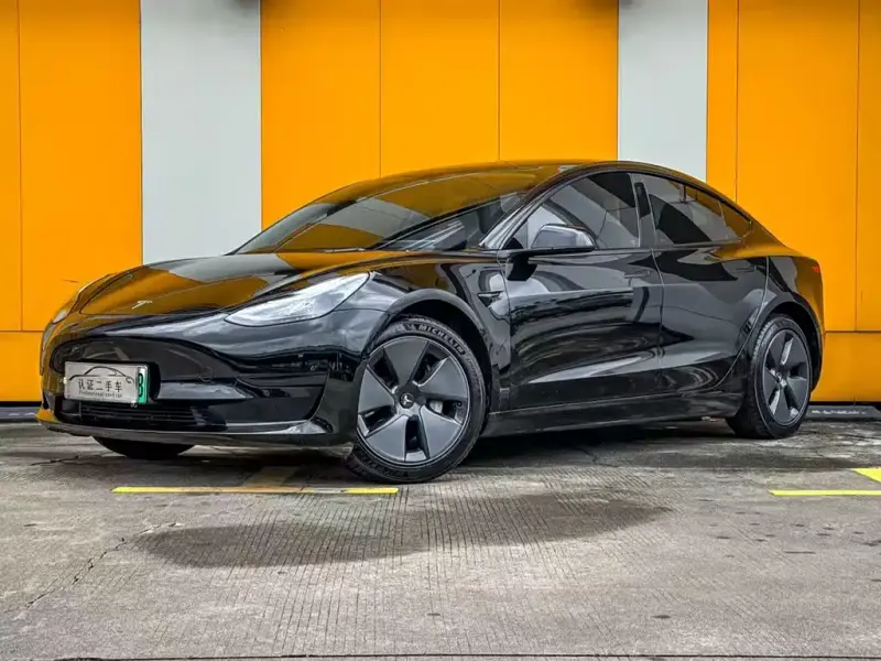 Tesla Model 3, 2023