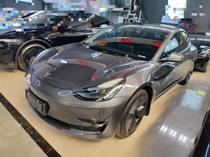 Tesla Model 3, 2022