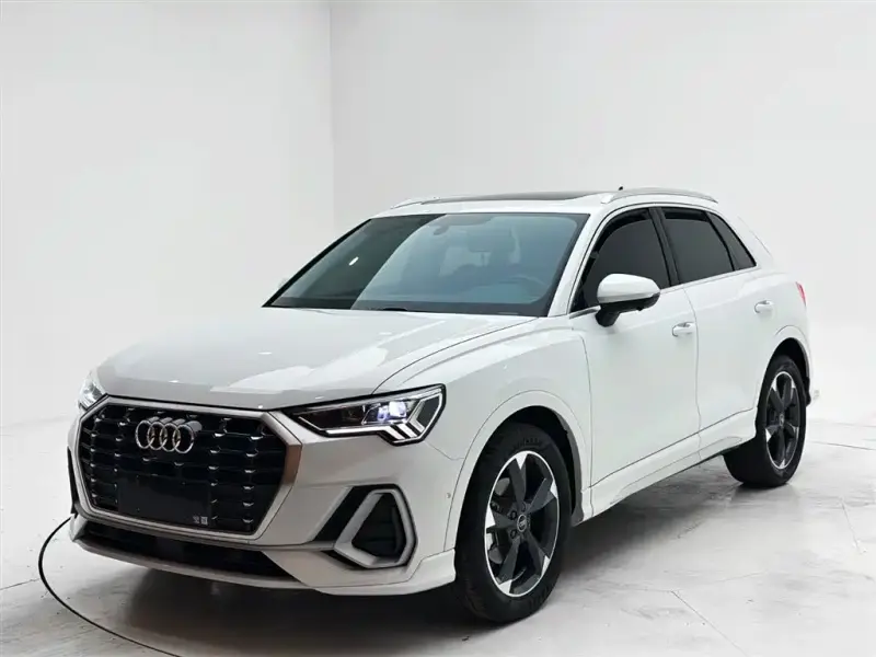 Audi Q3, 2023