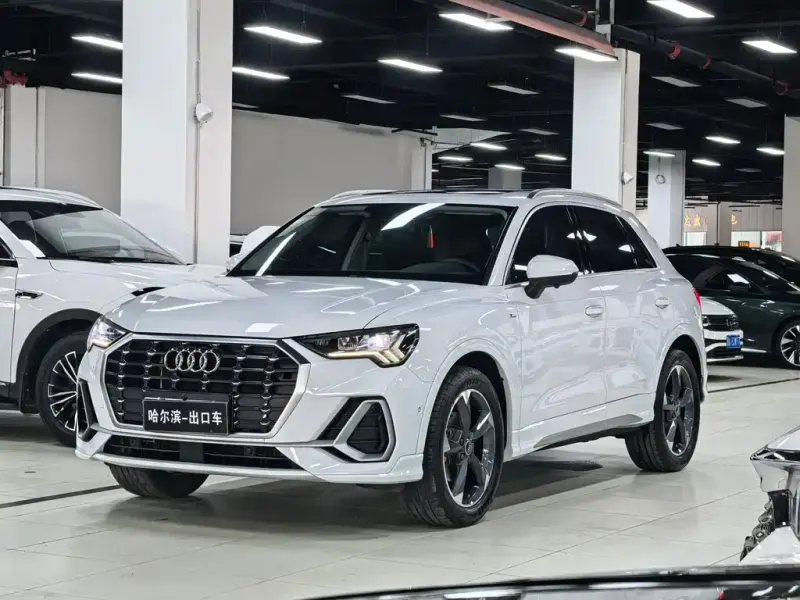 Audi Q3, 2023