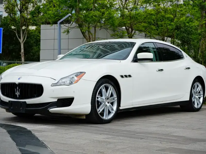 Maserati Quattroporte, 2015